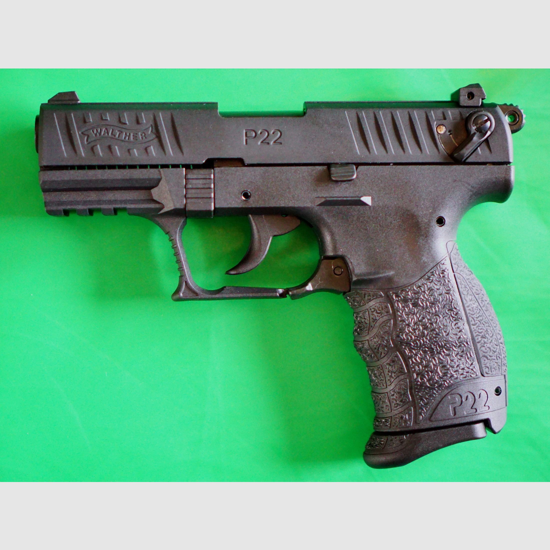 Walther P22Q Schreckschuss Pistole 9mm P.A.K. schwarz  (PTB 778) - neuwertig!