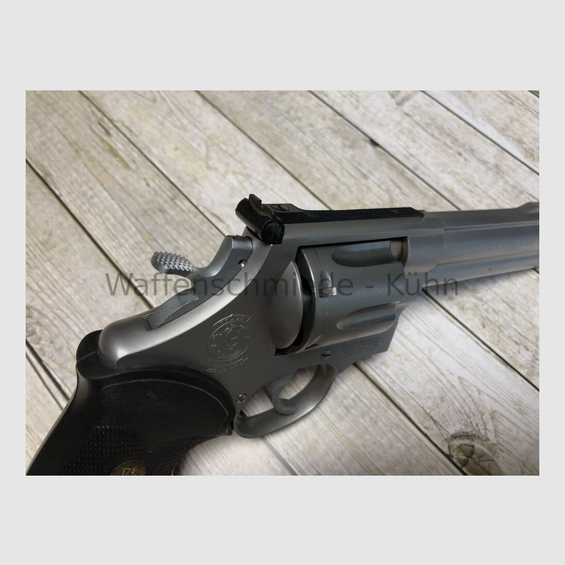 Smith & Wesson Model of 1988