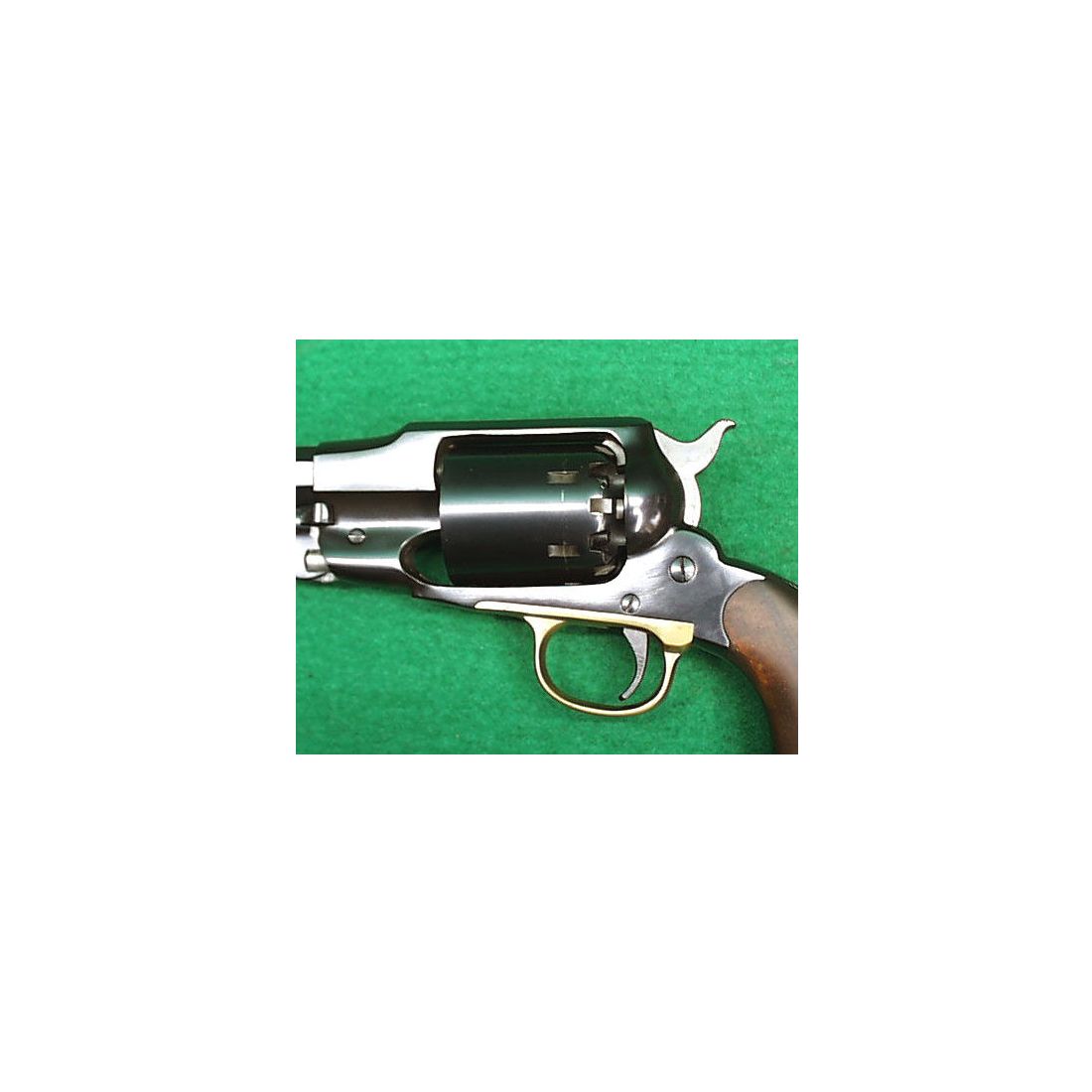 Uberti	 Revolver Remington 1858 Navy