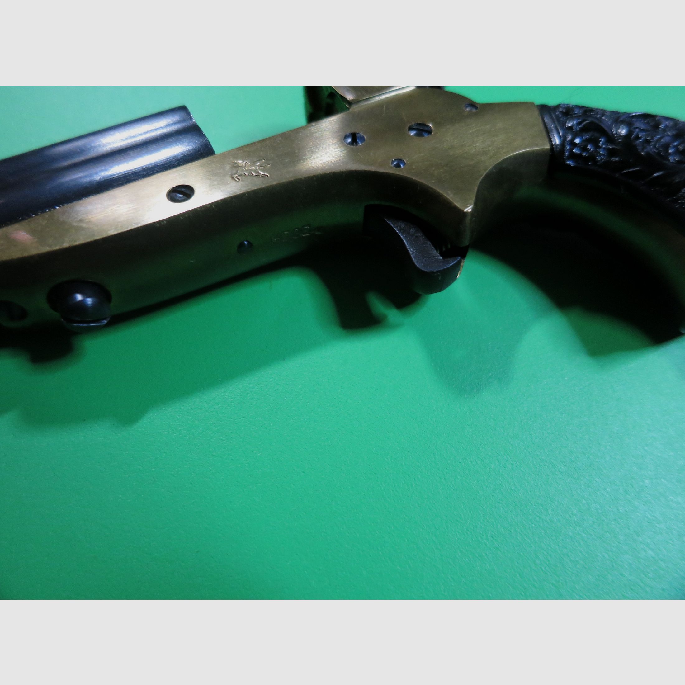 Uberti New Derringer Pepperbox pistola a 4 colpi nel calibro .22 short, copia della Sharps Pepperbox     #54