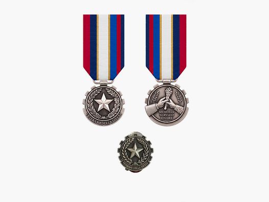 KIT MEDAILLE AUSZEICHNUNG UND ANSTECKNADEL FÜR VERDIENSTE VON VETERANEN DER NATIONALEN MISSSIONEN