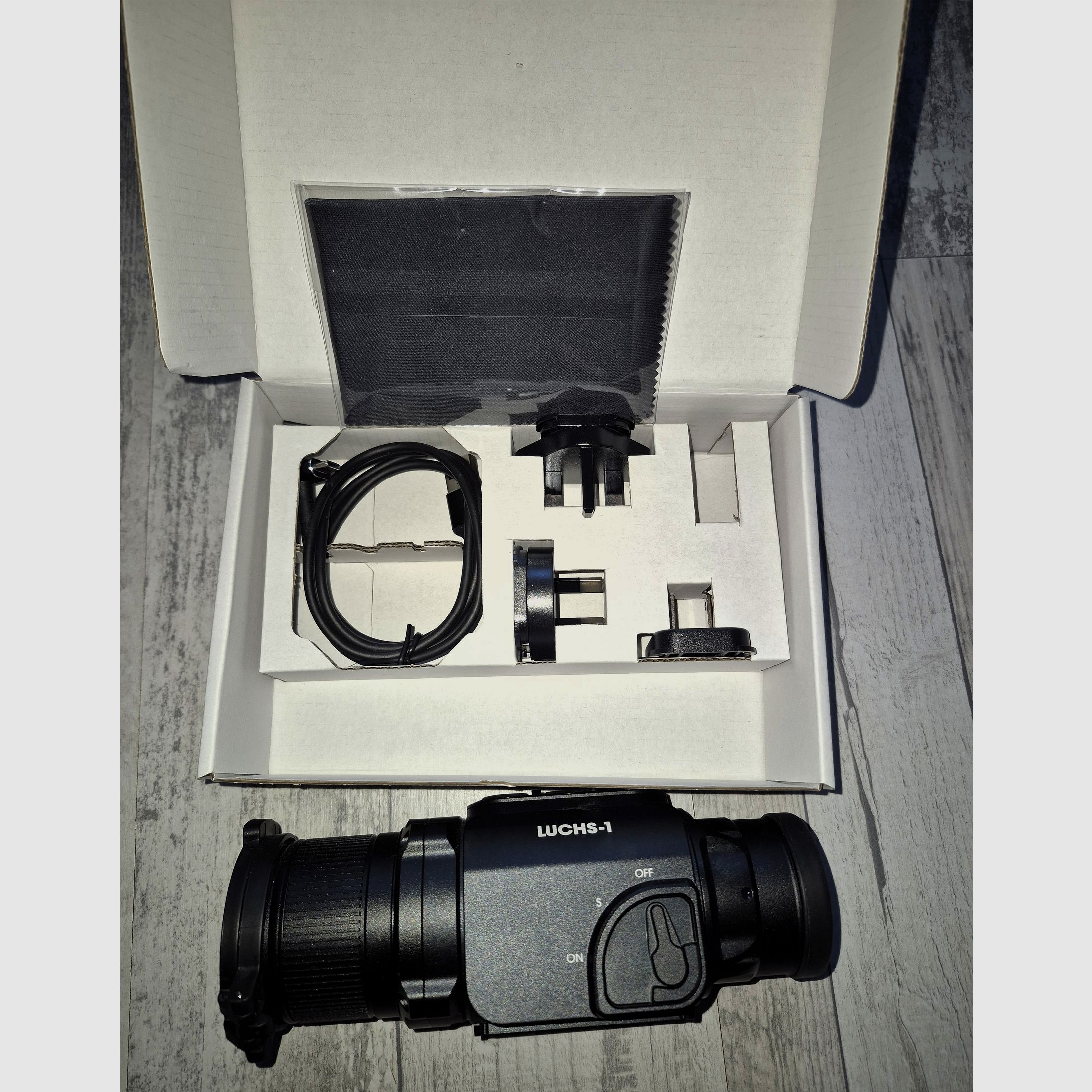 LIEMKE LUCHS-1 dispositivo de visión térmica, 640 x 512 píxeles