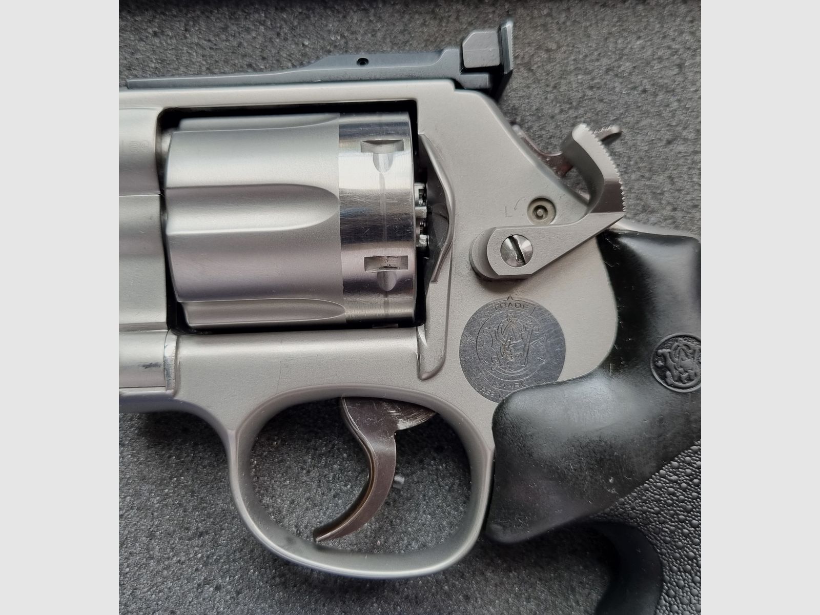 Smith & Wesson Revolver 686 im Kaliber .357 Magnum / Merkle Tuning / Match-Visier