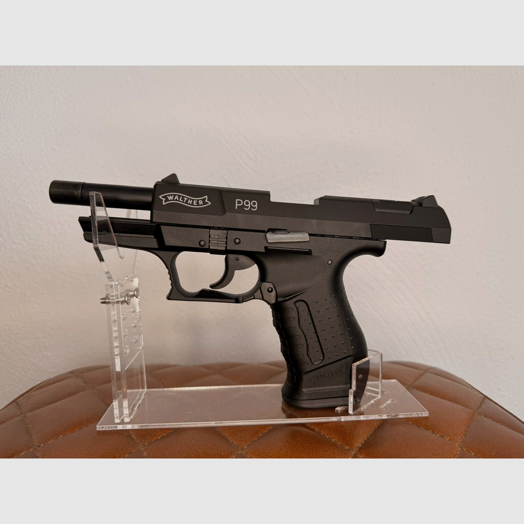Walther P99 blank firing pistol 9mm P.A.K. black