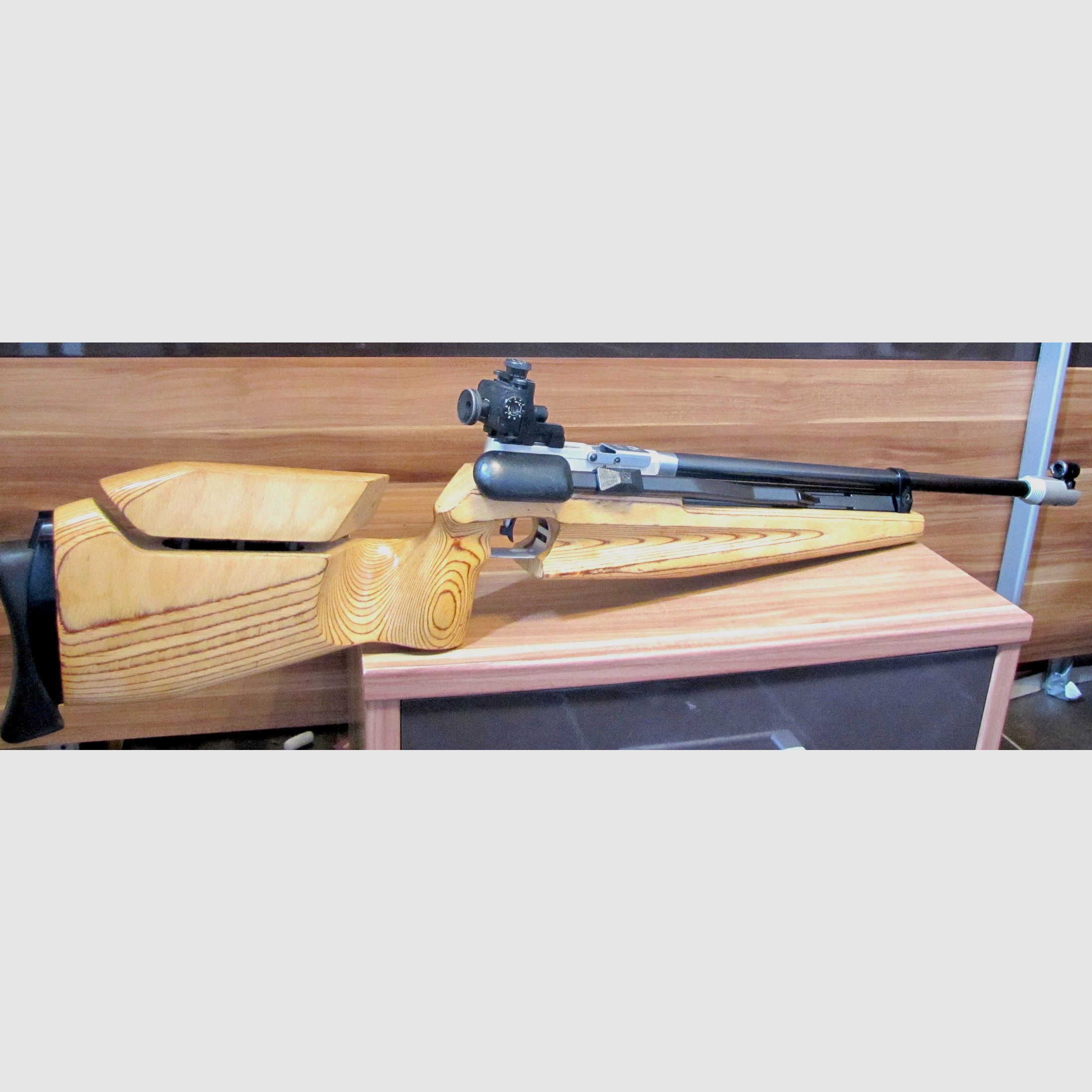 Luftgewehr der Marke Feinwerkbau 601