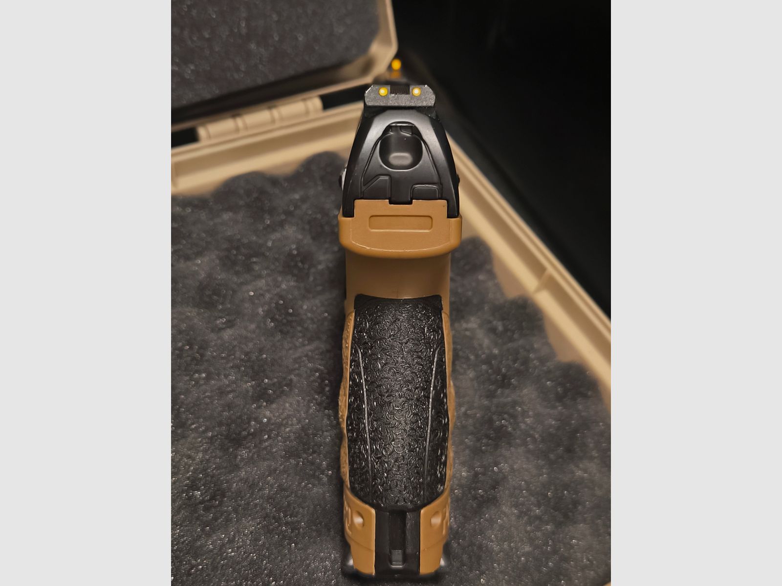 ⚠️ Achtung MagFed Freunde, Walther PPQ M2 T4E Dark Earth Brown, Kaliber .43, nur ein mal ein Magazin zur Probe Geschossen &  Kratzer Frei & Dichtung absolut Dicht & eine 5er Packung Max Tactical Co2-Kartuschen ⚠️ Achtung Versandkosten Frei!! 