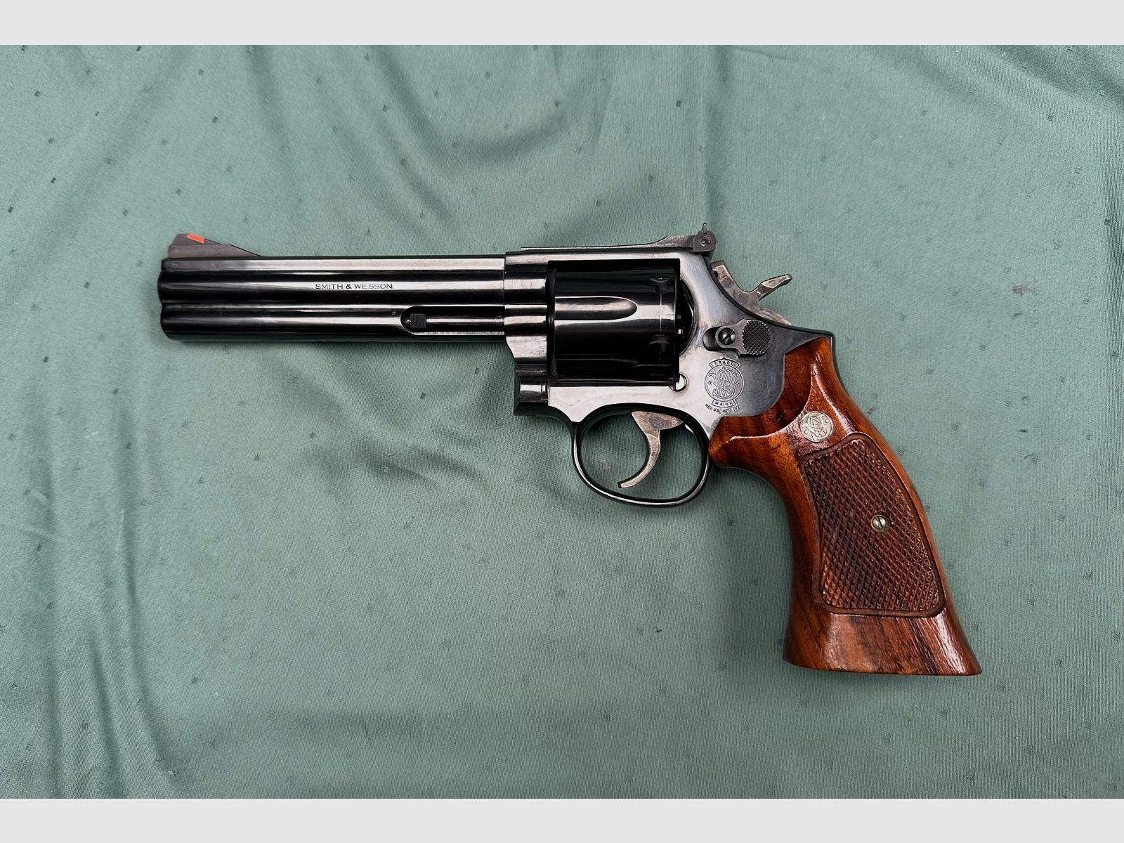 Smith & Wesson Revolver 586 calibre 357 Magnum, image 2 sur 6