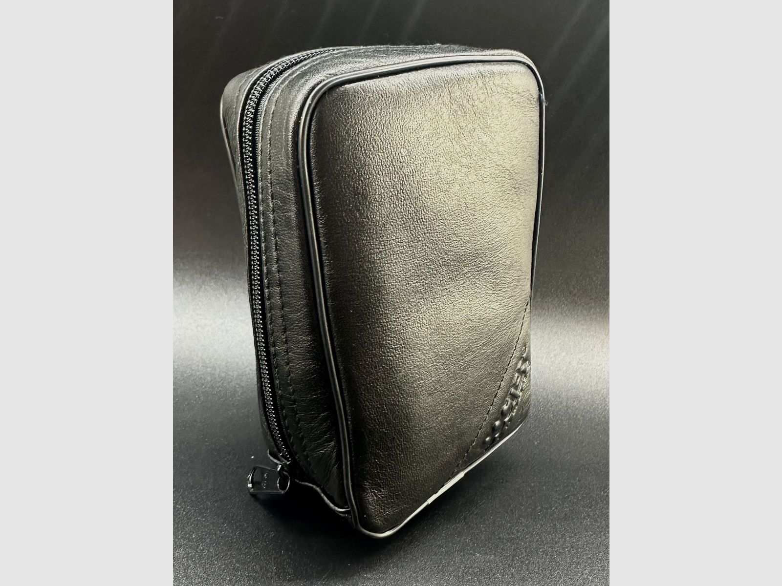 kleine schwarze Docter Tasche Fernglastasche Innenmaße 11,5 x 4 x 7cm