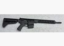 Stag Arms STAG10 Tactical w kalibrze .308 Winchester z lufą 16
