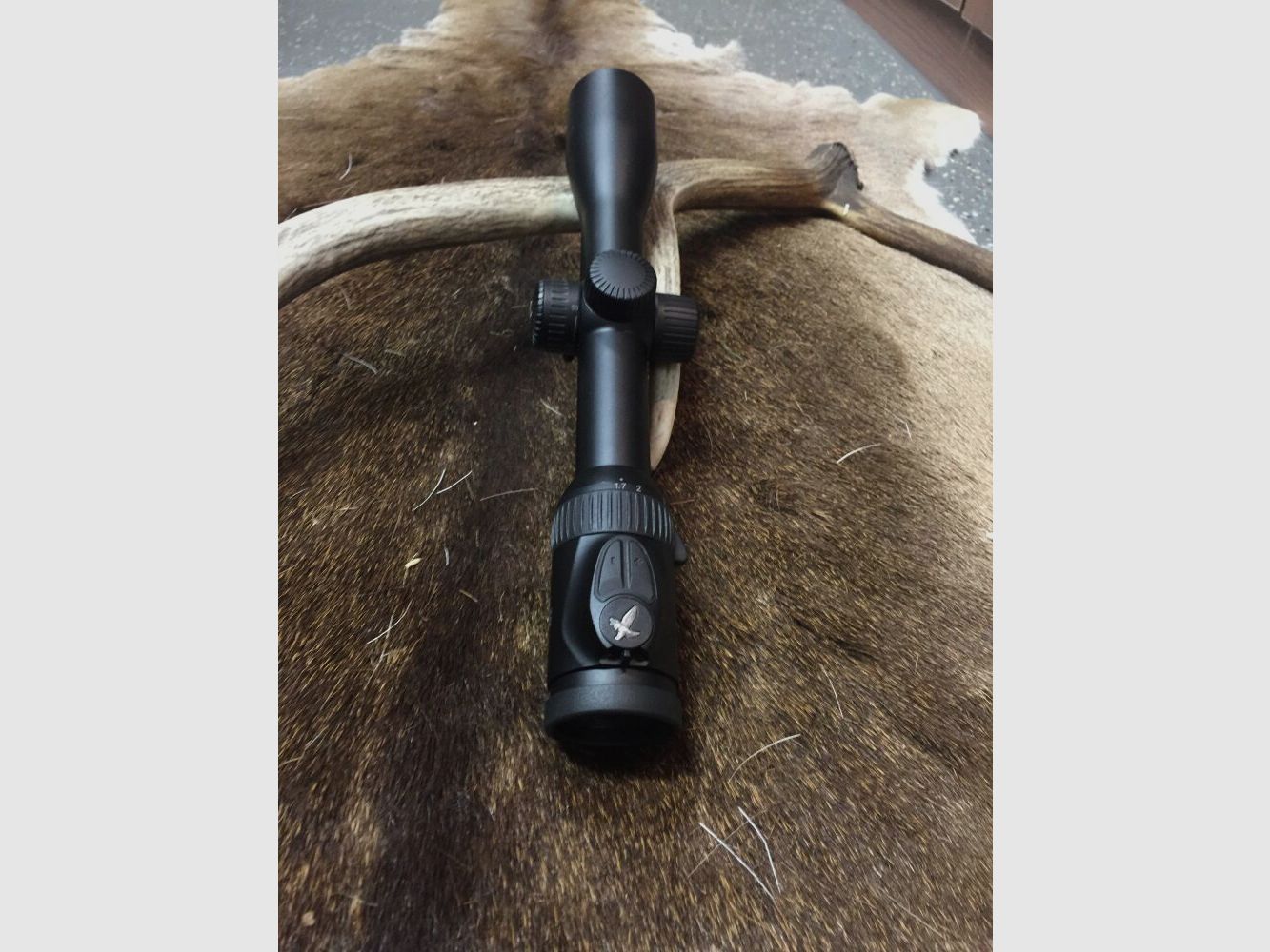 Swarovski Z8i 1,7-13,3x42 P SR, Flex Absehen, mit Schiene
