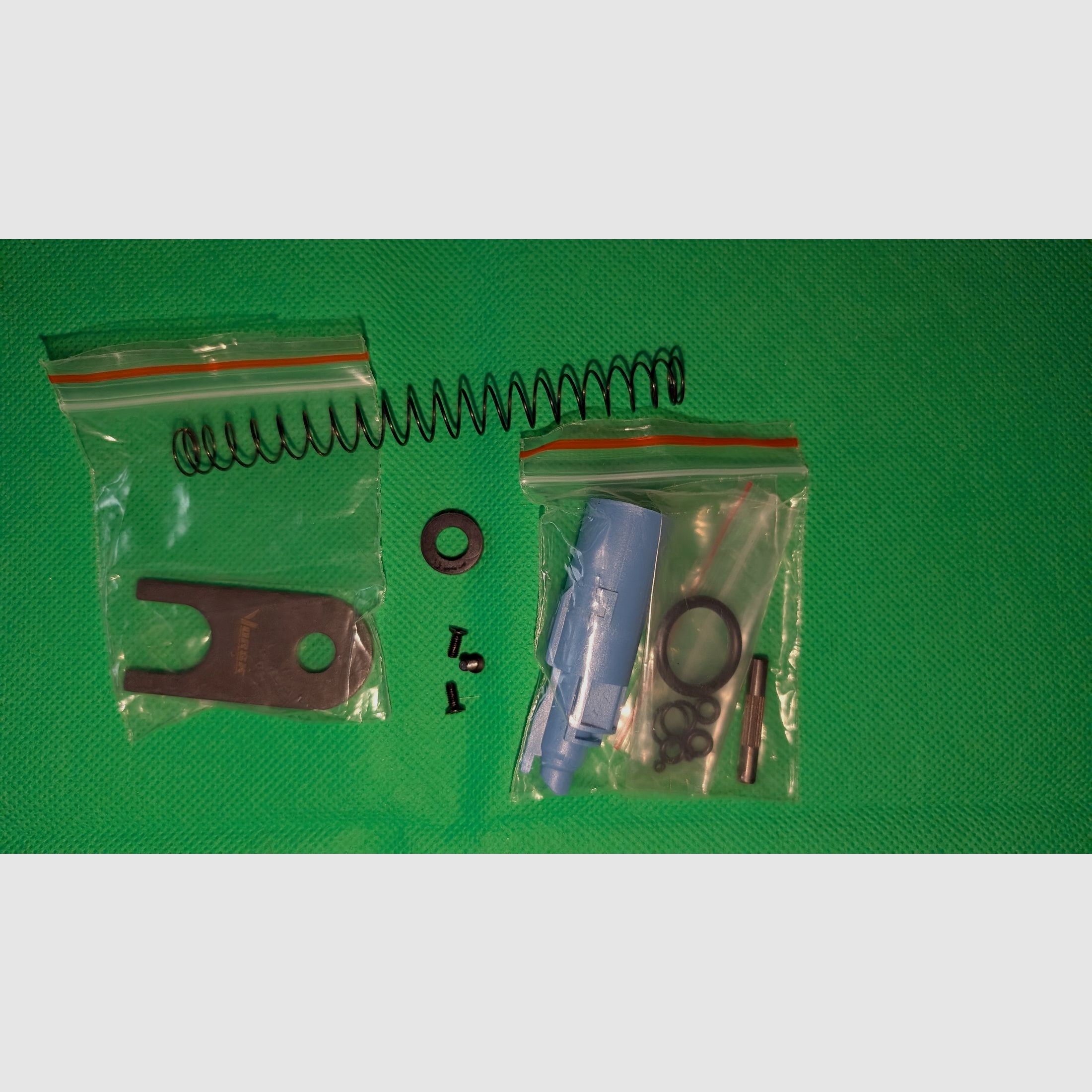 Vorsk Airsoft Hi-Capa 5.1 Split-Slide Vollmetall GBB 6mm BB inkl. Pistolenkoffer, versandkostenfrei in D