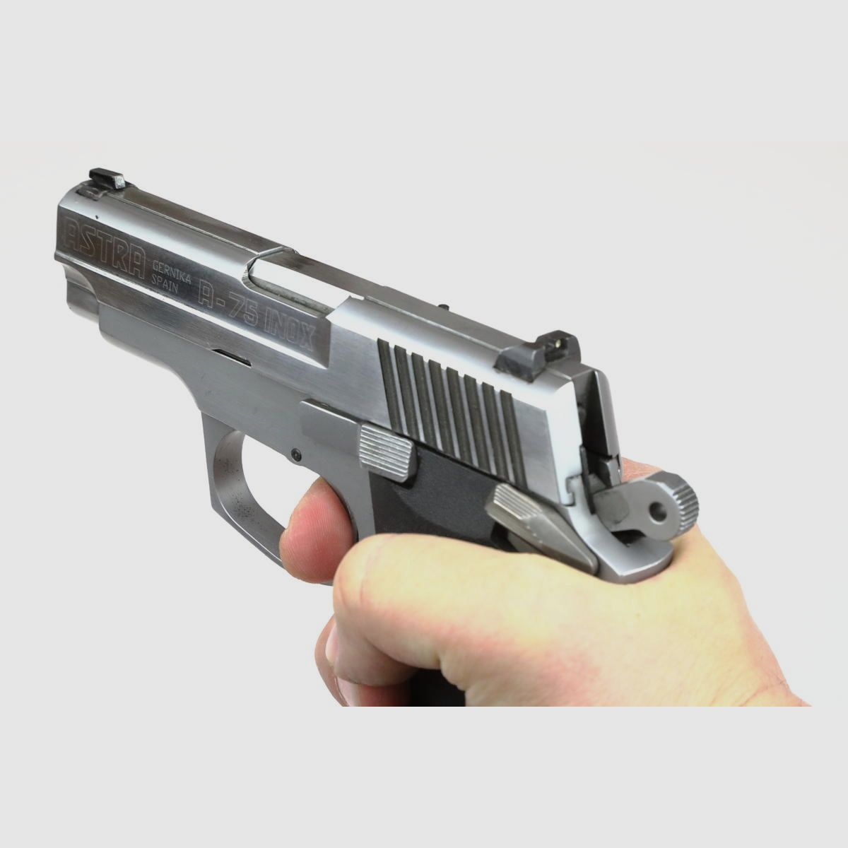Astra A-75 Inox – 9x19mm – gebraucht, Bild 4 von 5