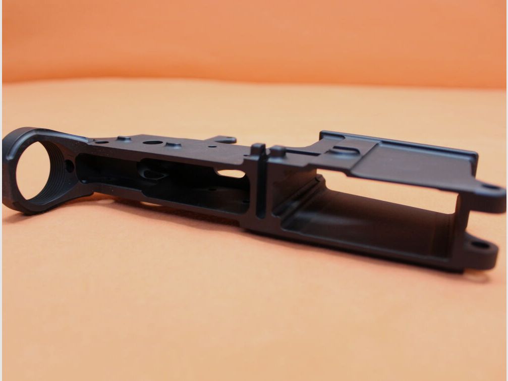 Oberland Arms	 Unteres Gehäuse Oberland Arms OA-15: Lower Receiver Semi-Auto leer/ stripped System AR-15