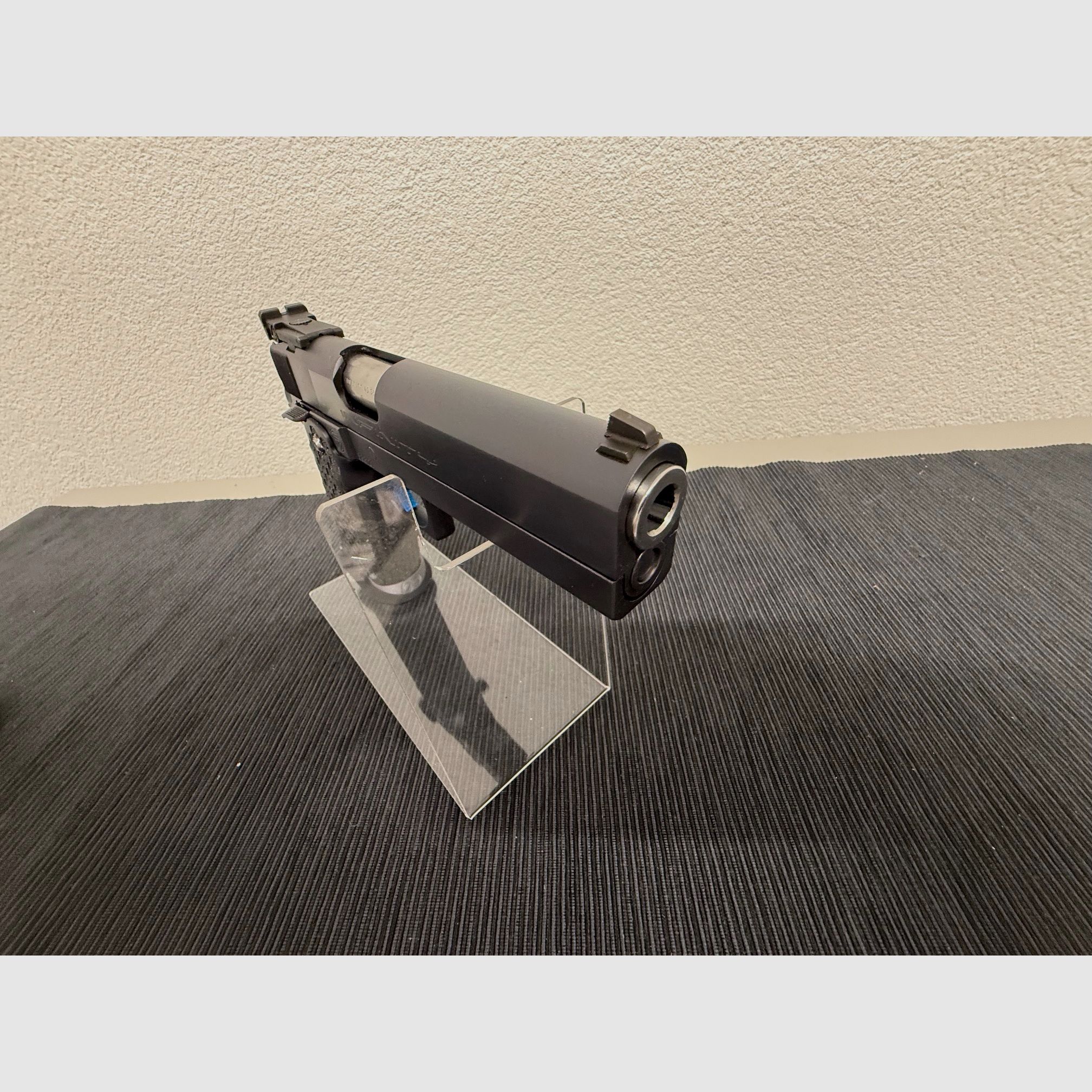 Strayer-Voigt Infinity Kaliber .40SuW incl. Wechsellauf 9mmLuger IPSC