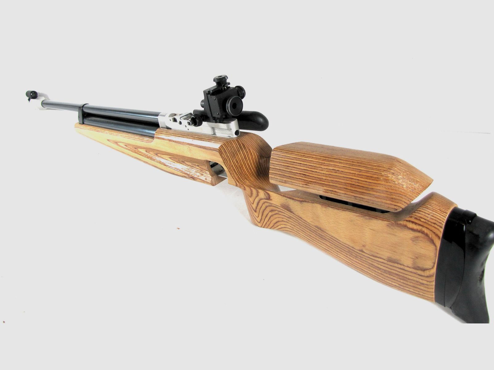 Rifle de aire de la marca Feinwerkbau, modelo 600