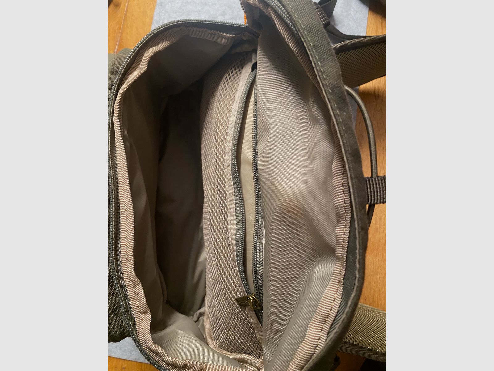 Vanguard Pioneer hip bag, image 2 of 5
