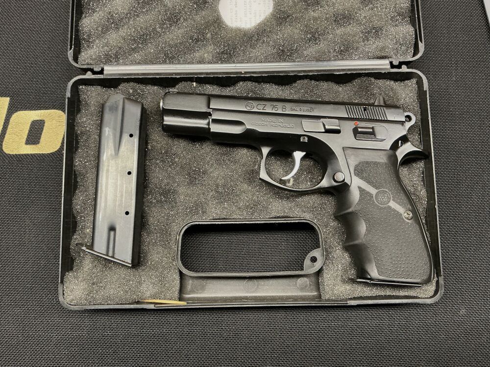 ZBROJOVKA BRNO M75 9mmLuger, Bild 5 von 5