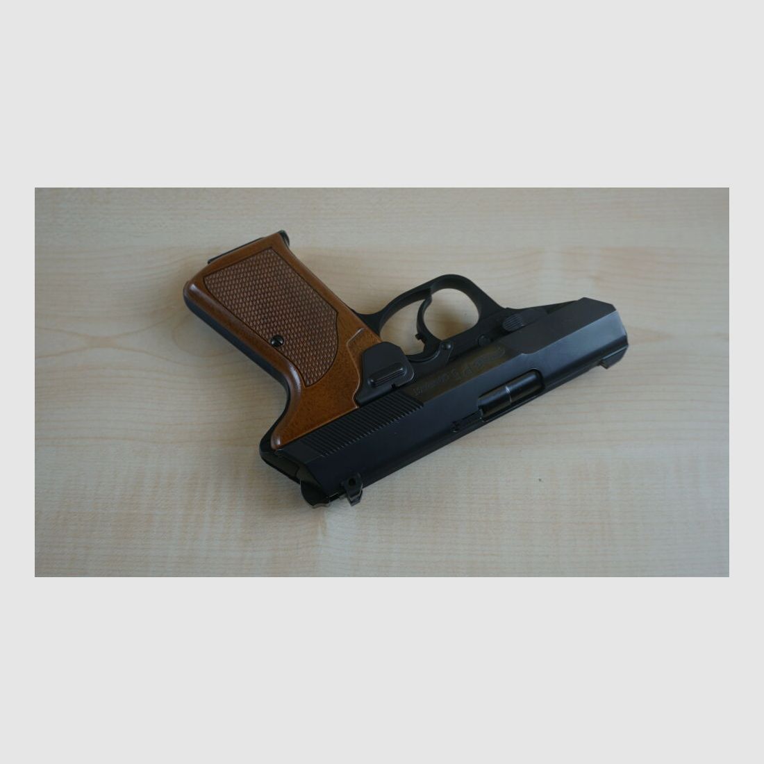 Walther P 5