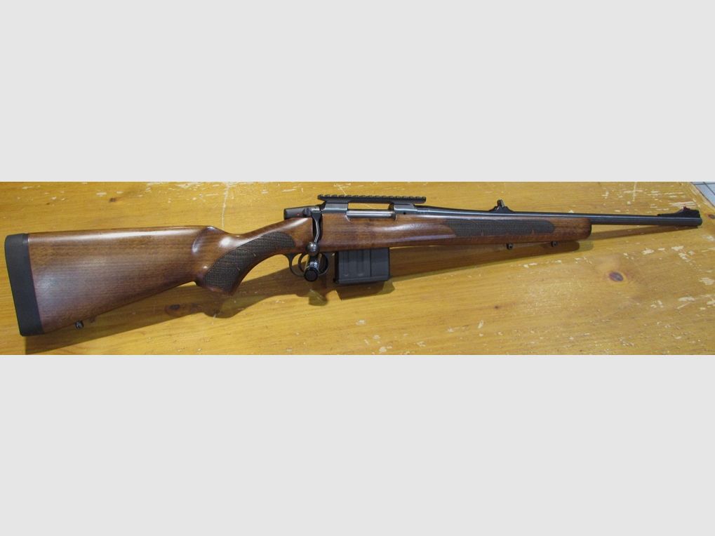Carabine a Verrou CZ 557 battue 51cm cal 308 win avec crosse bois tres bon etat, image 1 sur 7