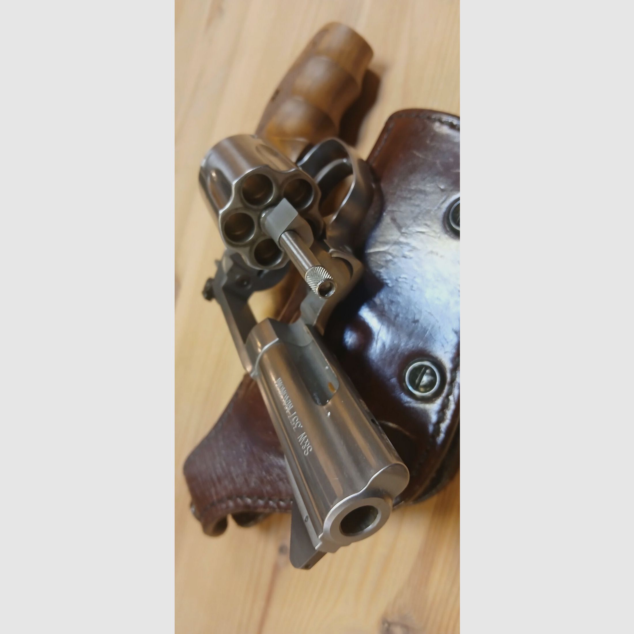 Smith & Wesson 60 Night Hunter