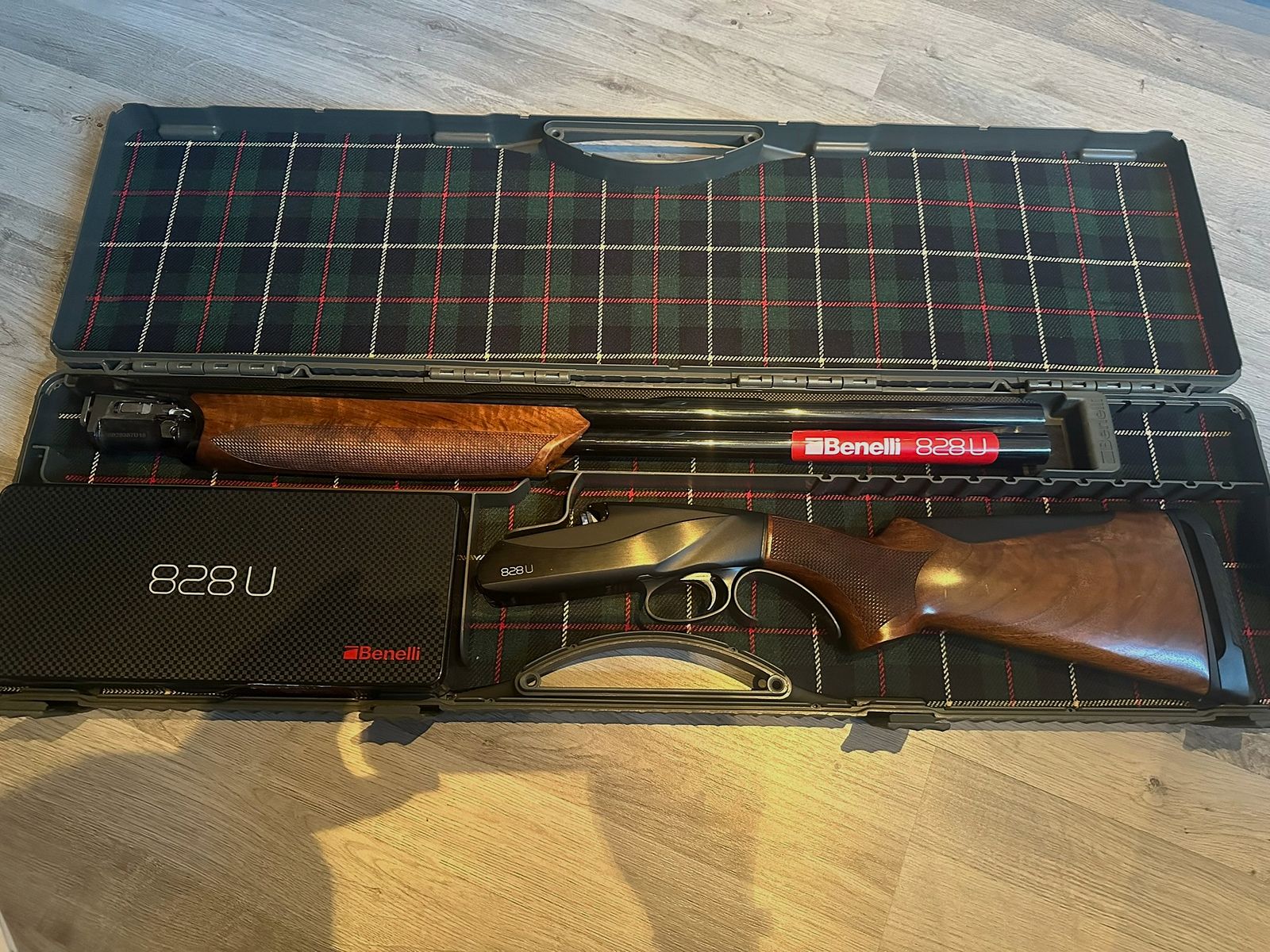 Benelli 828U Black Bockflinte Lauflänge 66 cm/Schaftlänge 345 mm