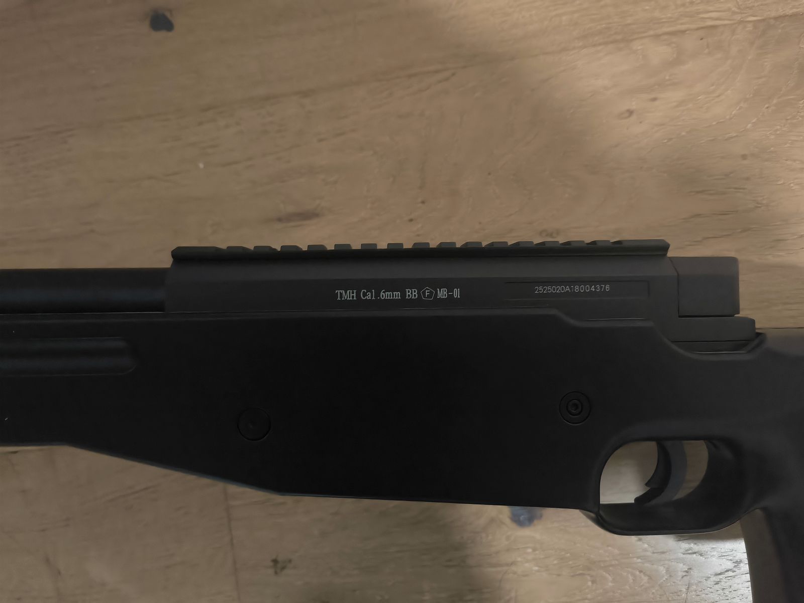 Airsoft Scharfschützengewehr WELL MB-01 mit Bipod