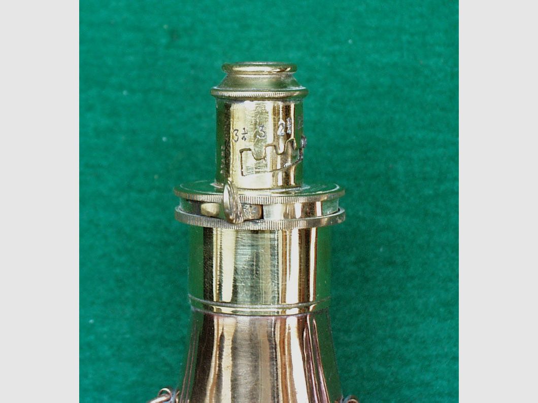 Indien	 Pulverflasche, Kupfer (Jäger)