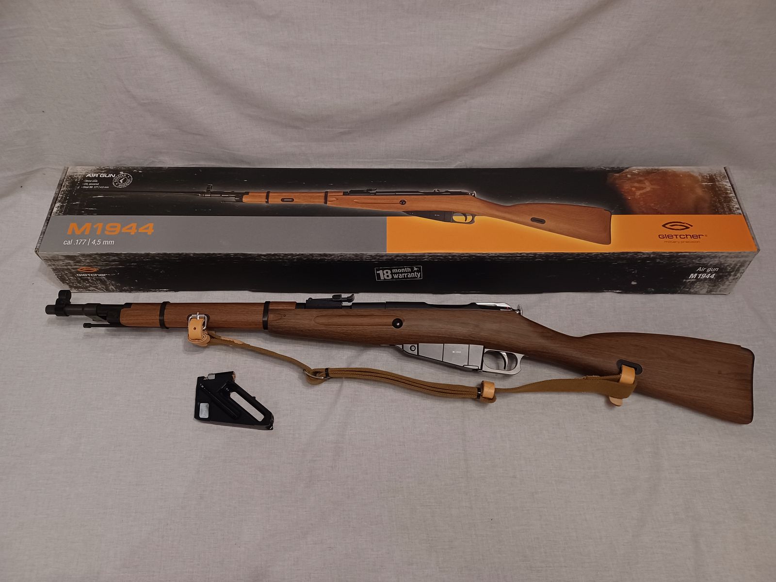 Gletcher M1944 / Holzoptik / 4,5 mm BB / CO2 / Gewehr / Karabiner / OVP (143)