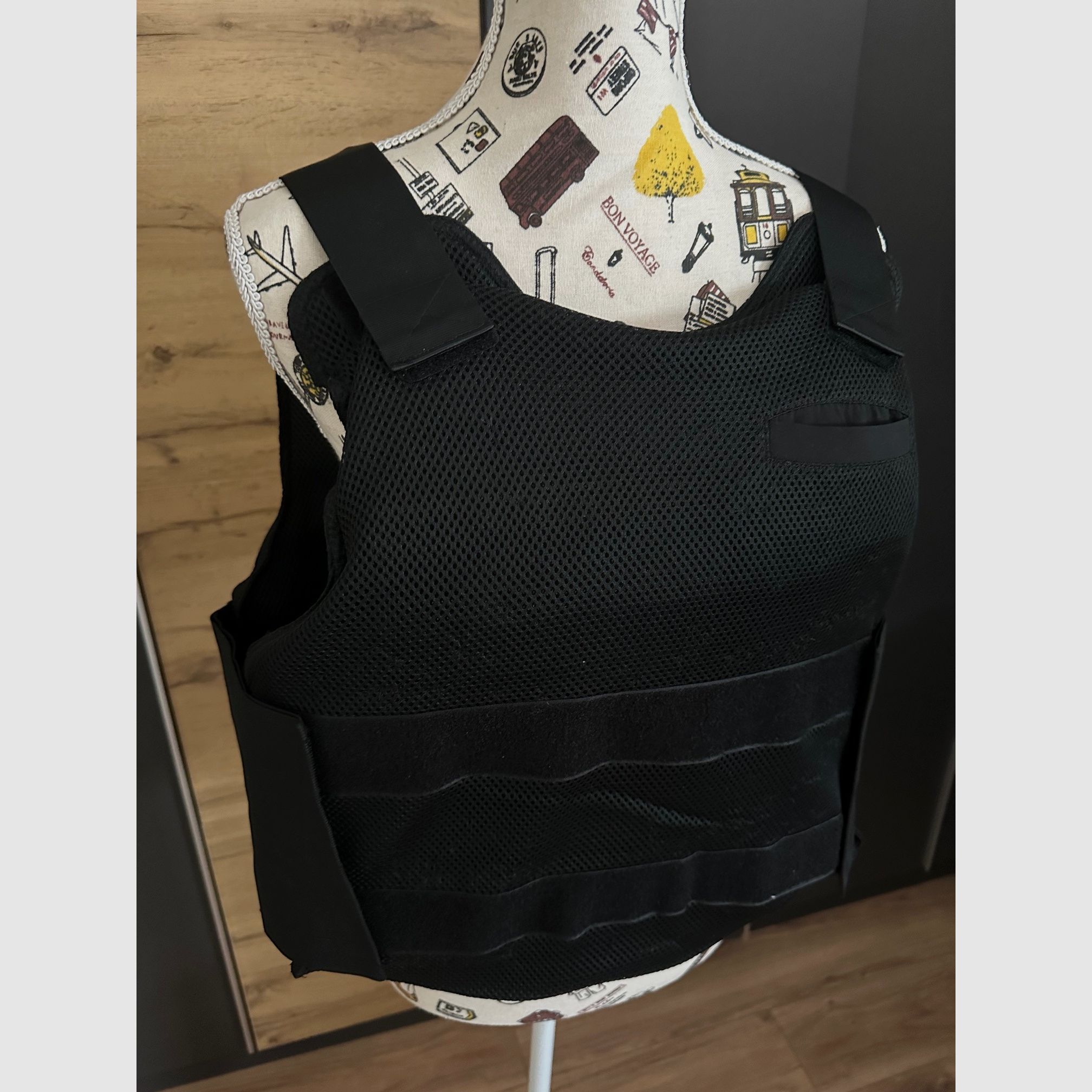 Armadillo Tex Unterziehweste stichfest zertifiziert VPAM KDIW 2004 K1 mit Flankenschutz