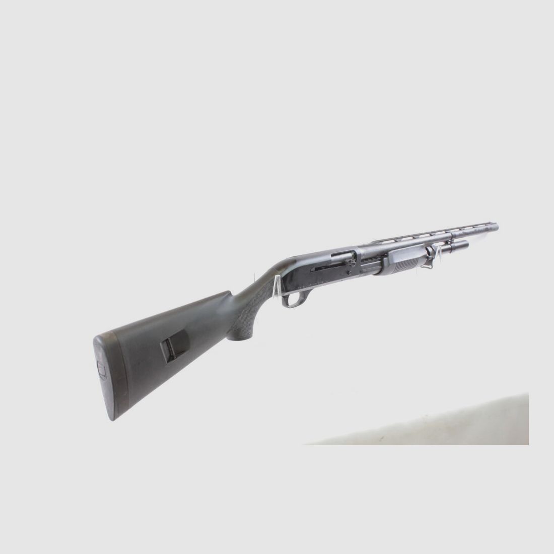 Escopeta semiautomática Benelli M3 - 12/76