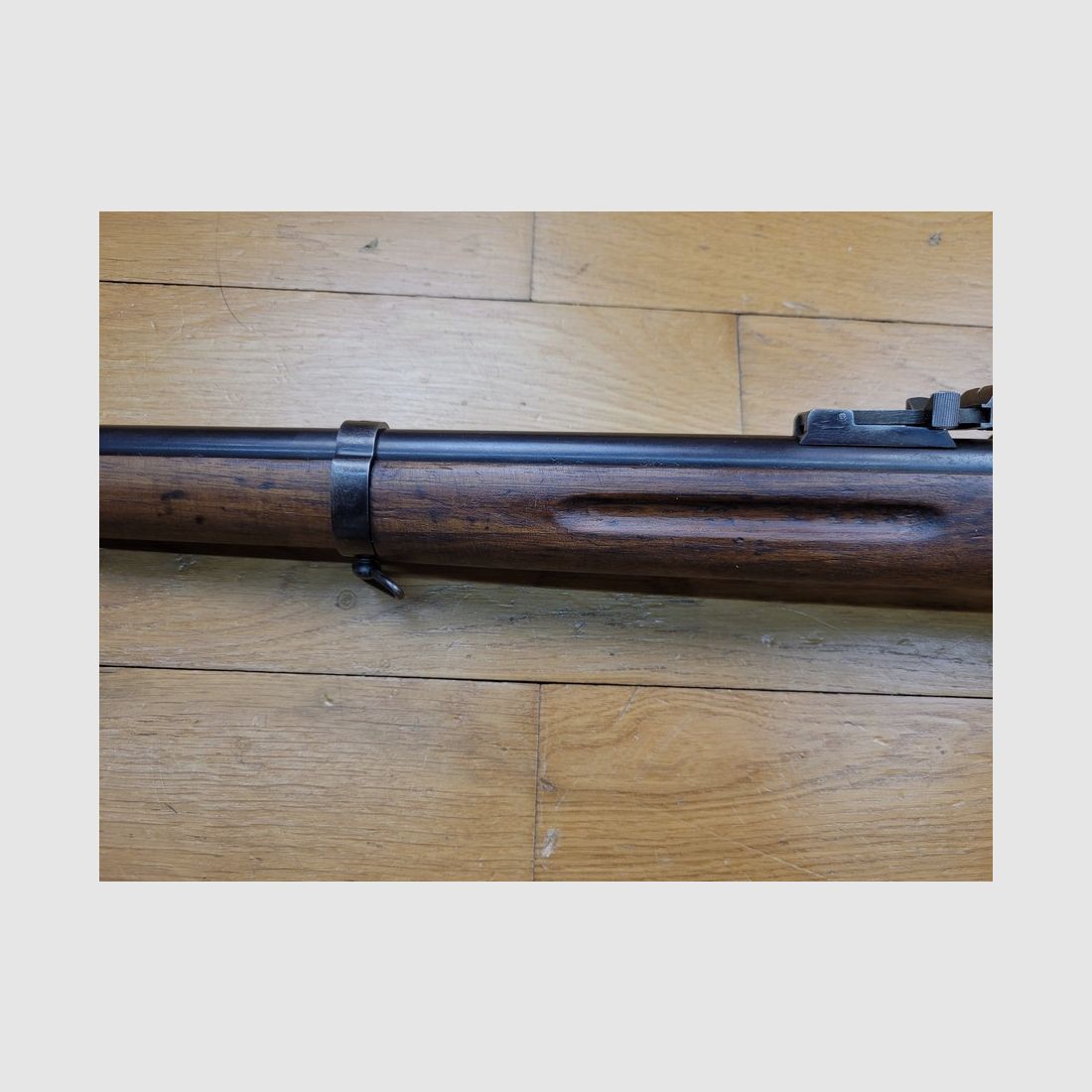 Muy bonito rifle escolar o infantil Lebel – modelo "La Préférée" – ¡Raro en calibre 22LR! (y no bosquette!) – Muy buena mecánica – Maderas hermosas y bluing original – Alza de 30 a 150m – El encanto de los patios de la III República en un calibre raro para este modelo – TBE +, imagen 21 de 27