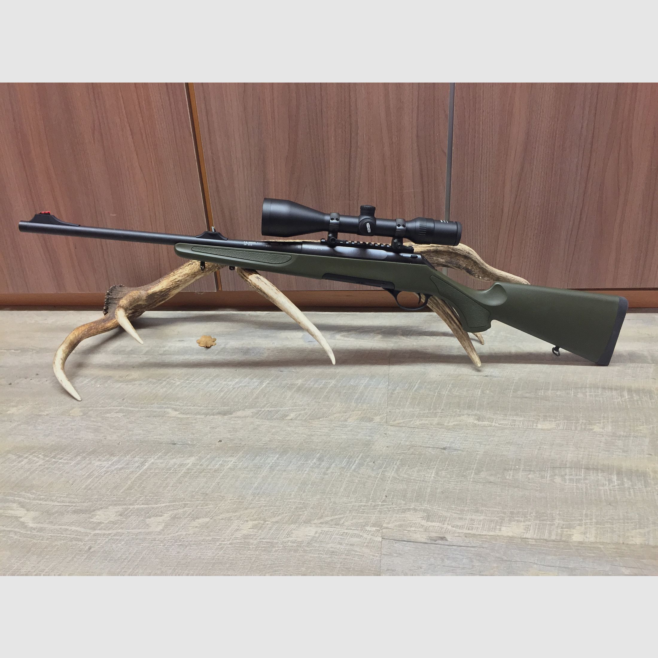 Haenel Varmint Jaeger 10, mit Meopta MeoStar R1r 3-12x56 RD