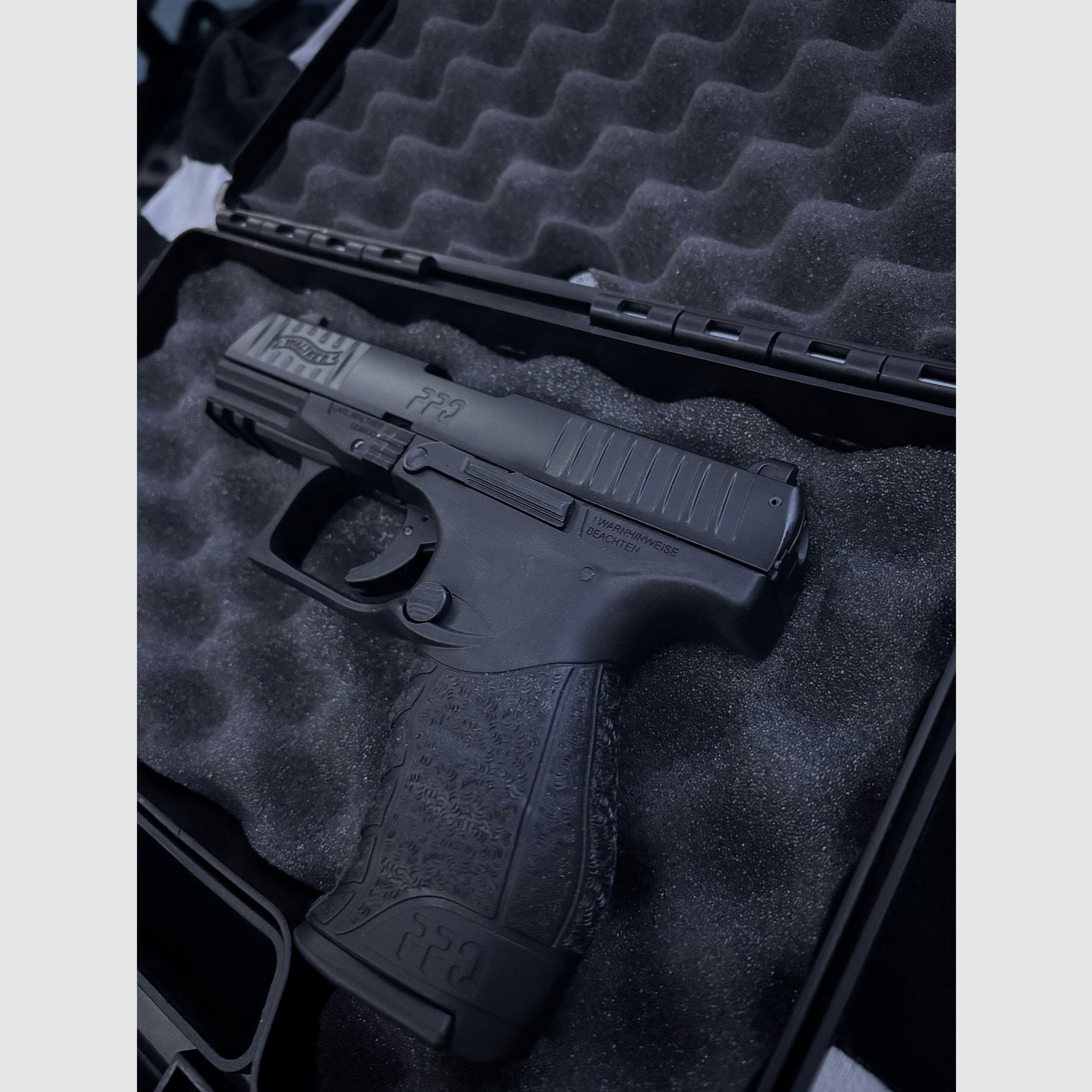 Walther PPQ M2 blank firing (New)