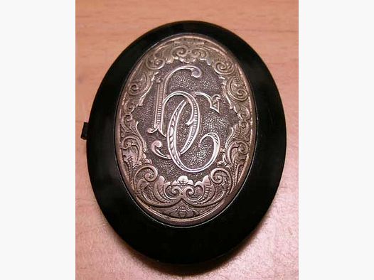 TRIEBEL incisione monogramma in officina in PGK, 2 lettere in rilievo