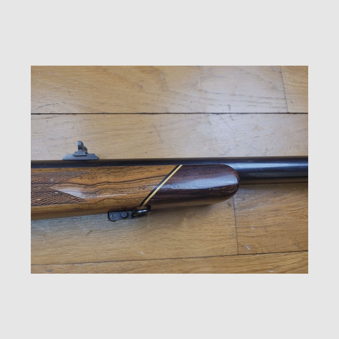Magnifica carabina da grande caccia Weatherby – Calibro 460 Weatherby – Fabbricazione premium di Sauer & Sohn in Germania – Legno di noce di prima scelta – Bluatura sontuosa – Canne nuova – Stato meccanico impeccabile – Arma eccezionale per le sfide più grandi – TBE++, immagine 9 di 38