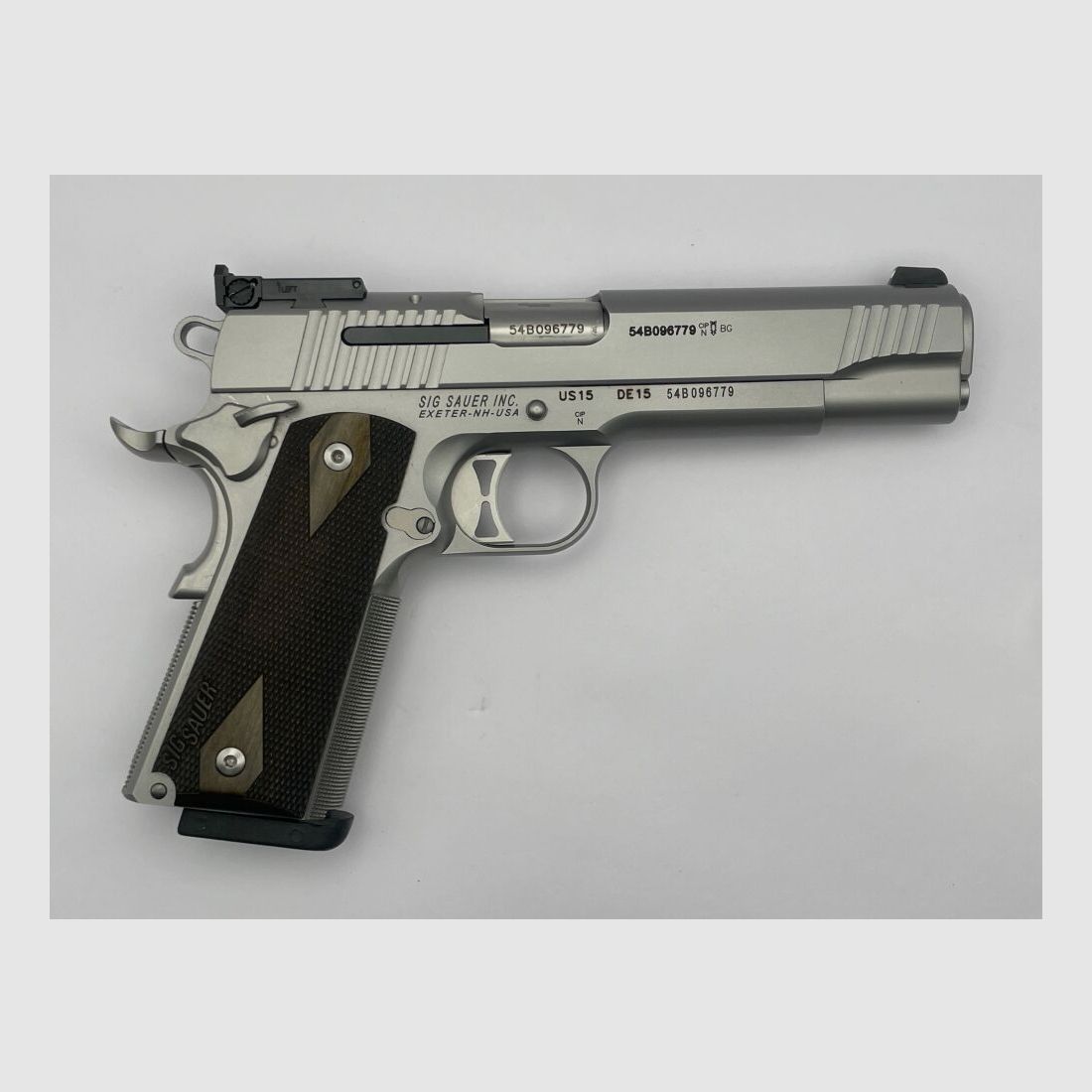 Sig Sauer 1911 Match Elite, Stainless