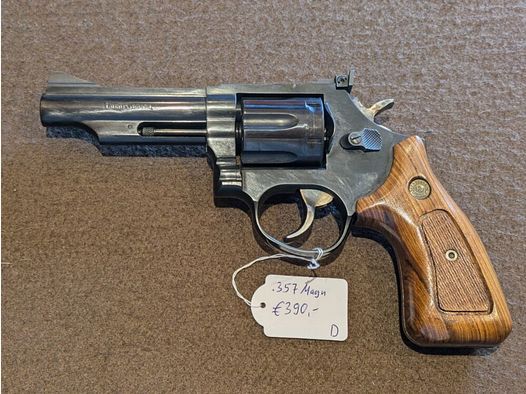 Taurus	 Revolver