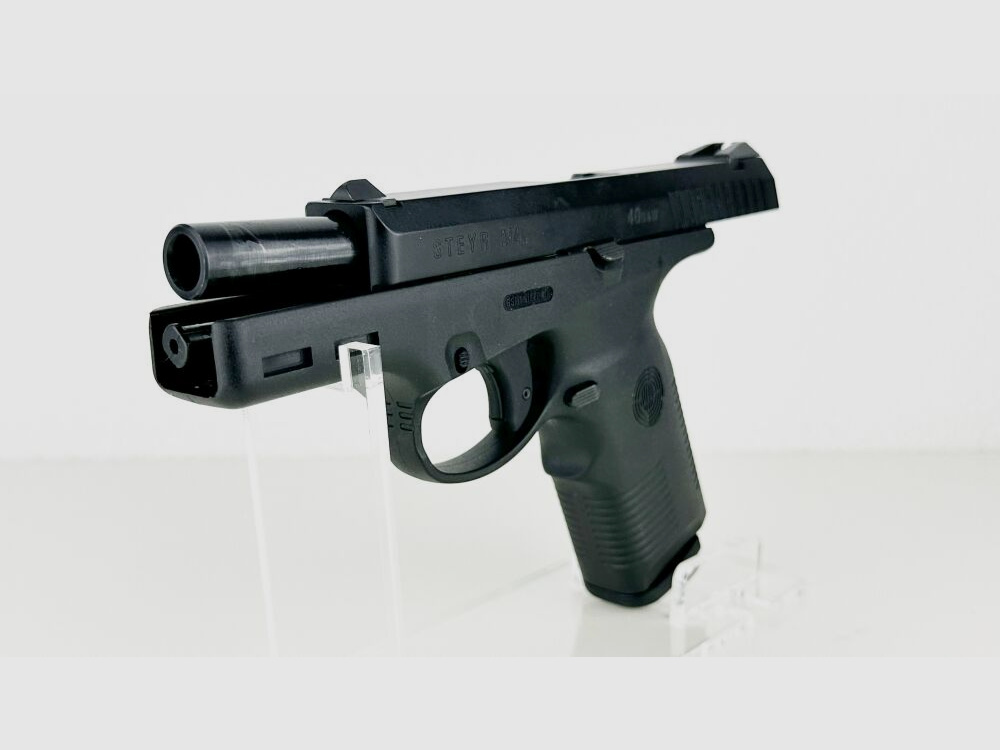 Steyr M9/M40 .40S&W