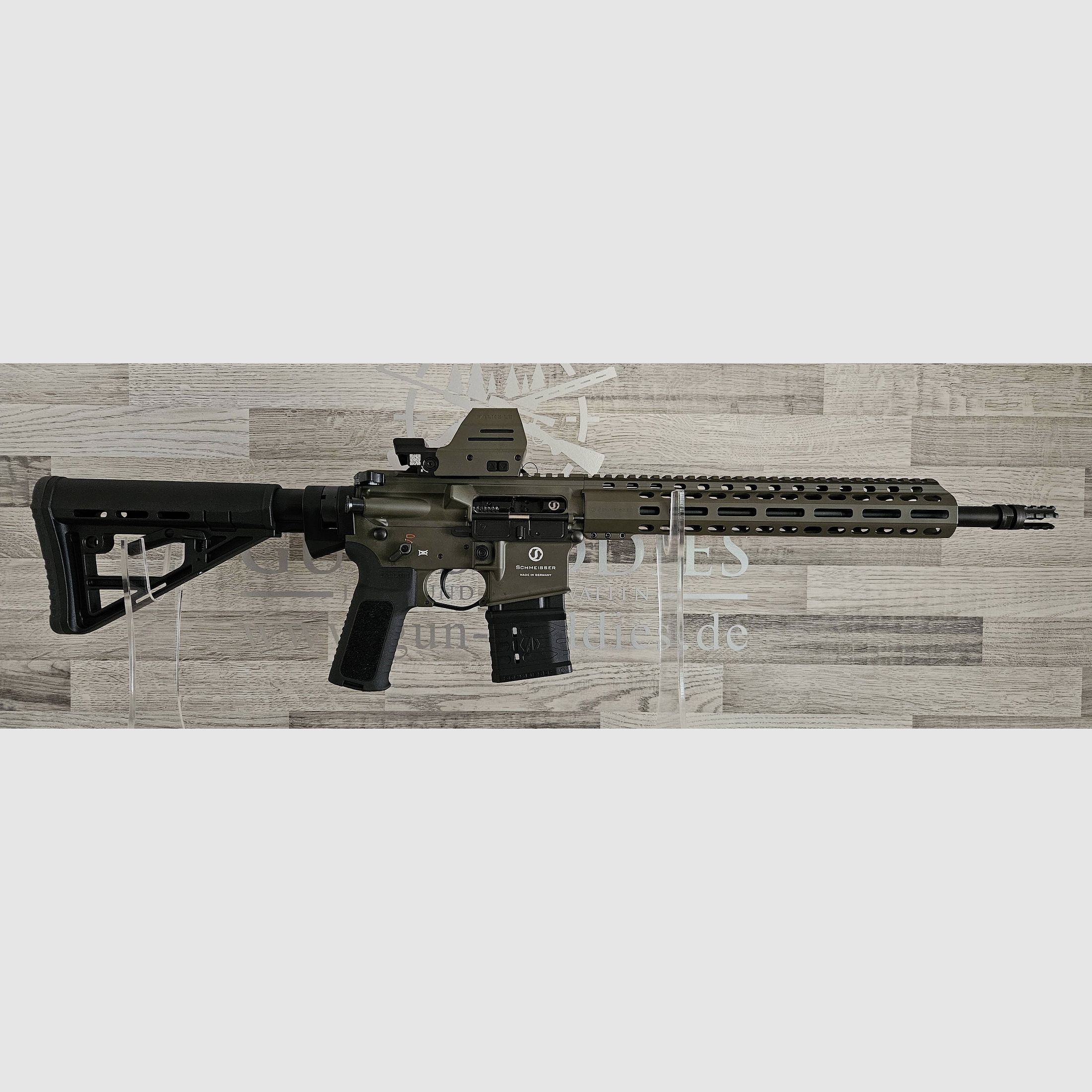 Schmeisser AR-15 M4FL OD Green 14,5" Kal. .223Rem. + Falke LE OD Green - versandkostenfrei - Neuware vom Fachhandel