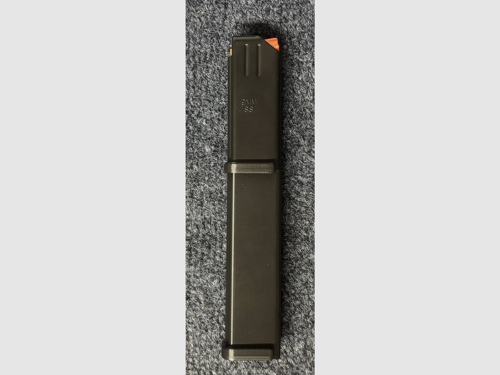 Extensión de agarre AR9 Tipo COLT SMG Magazine Duramag - Hera Oberland Arms