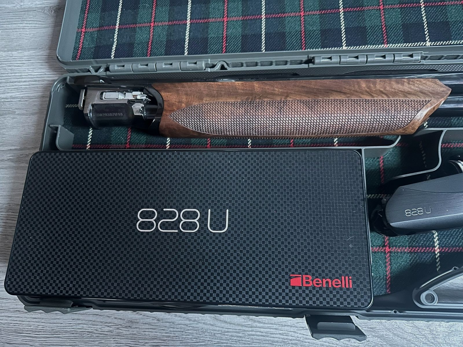 Benelli 828U Black Bockflinte Lauflänge 66 cm/Schaftlänge 345 mm