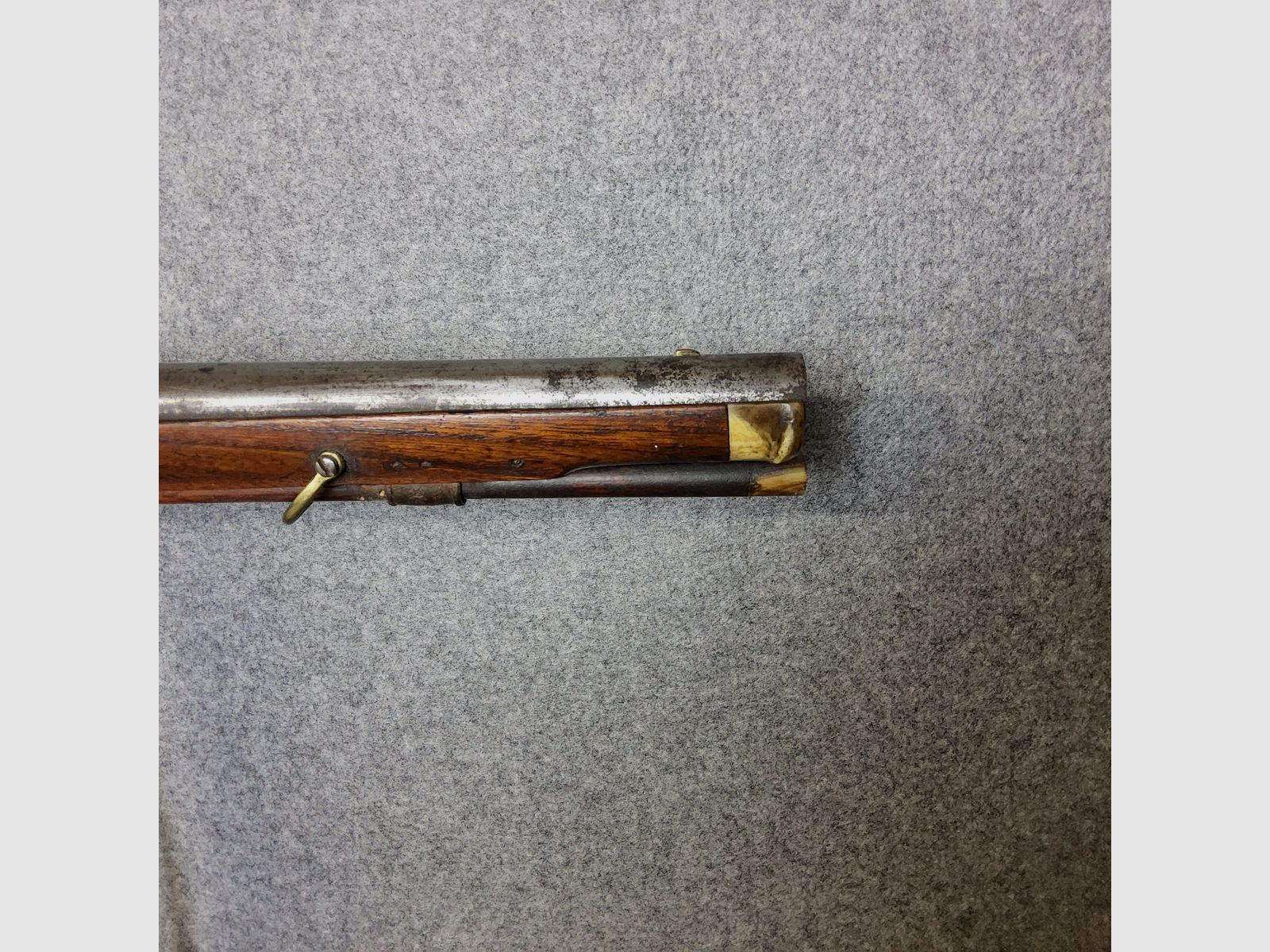 unknown hunting weapon