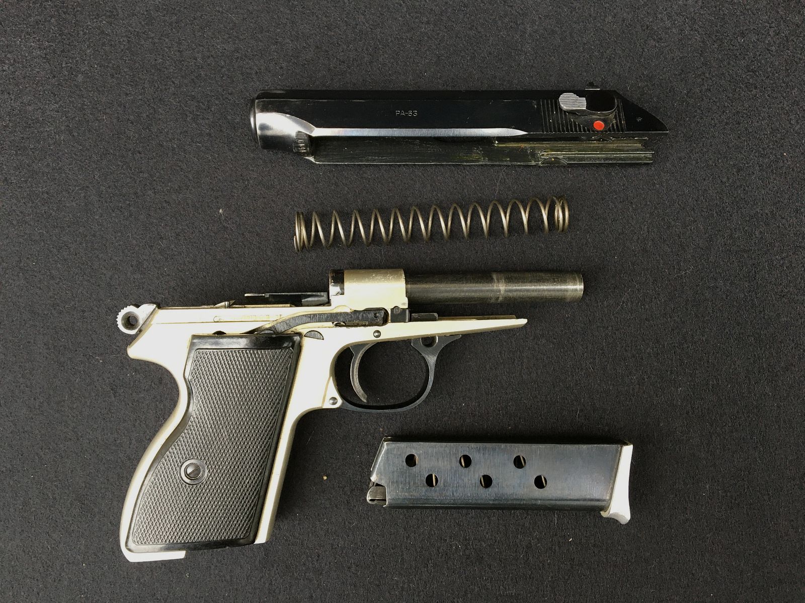 Pistole PA63 Femaru FEG 9mm Makarov