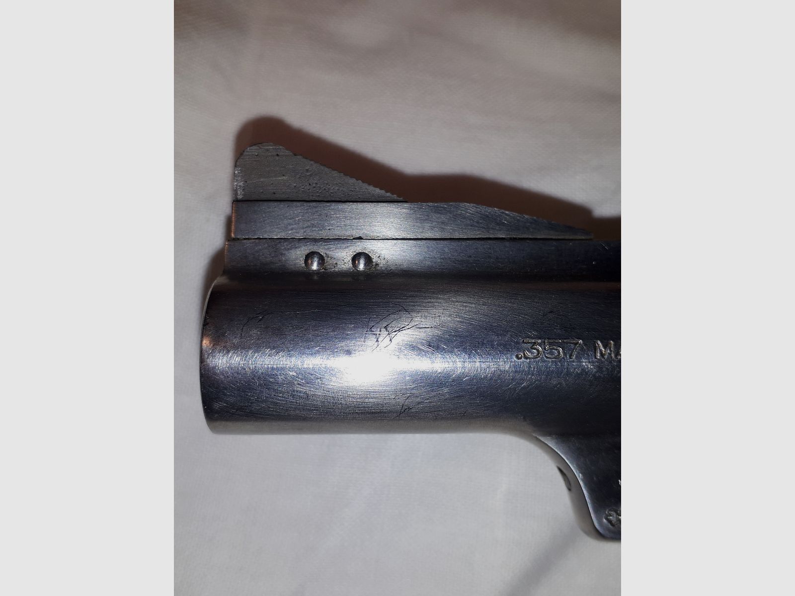 Astra Revolver, .357 Mag., en acier inoxydable.