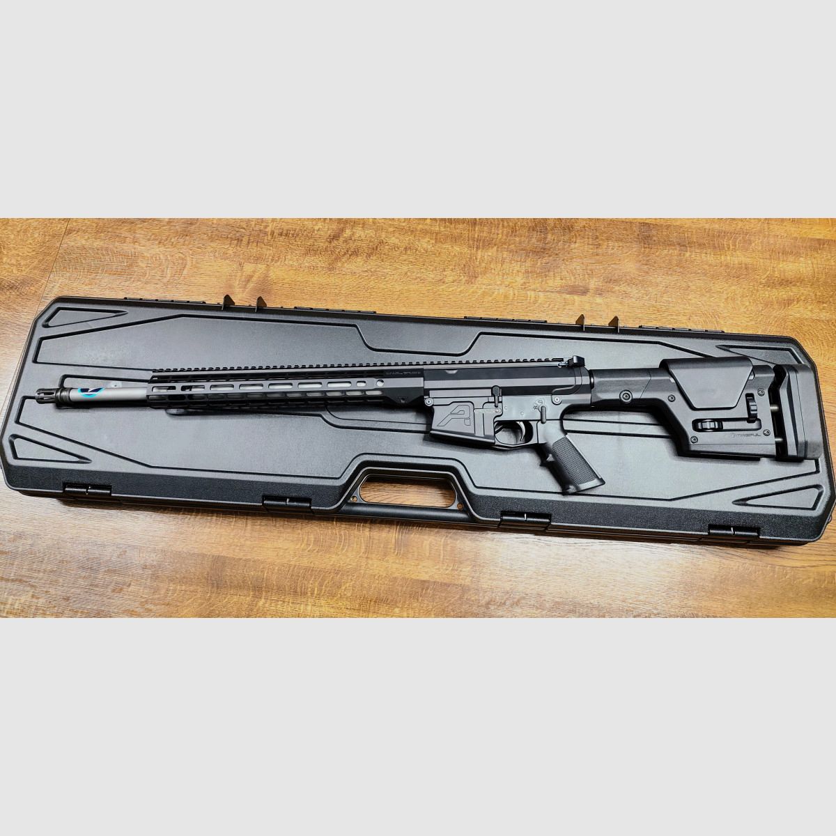 Aero Precision M5E1 Custom Atlas R-one 20" Black, zdjęcie 2 z 2