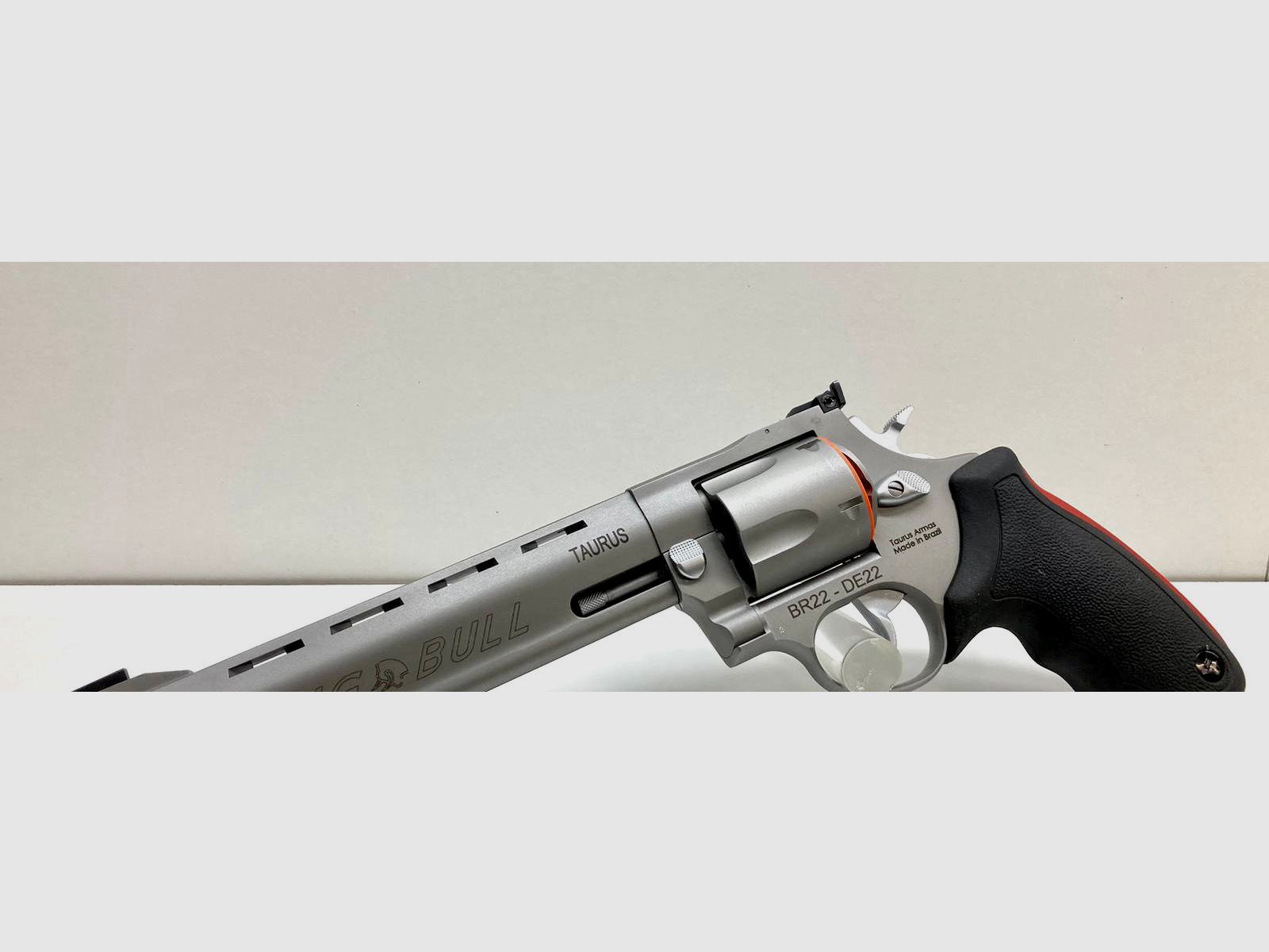 TAURUS Raging Bull | .454 Casull
