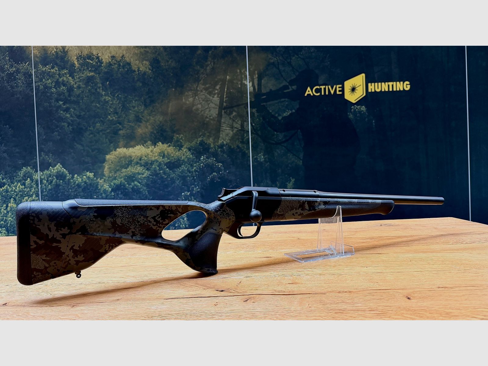 Blaser R8 Ultimate Carbon Huntec Camo Komplettwaffe / Kaliber wählbar / Logo schwarz / Semi Weight