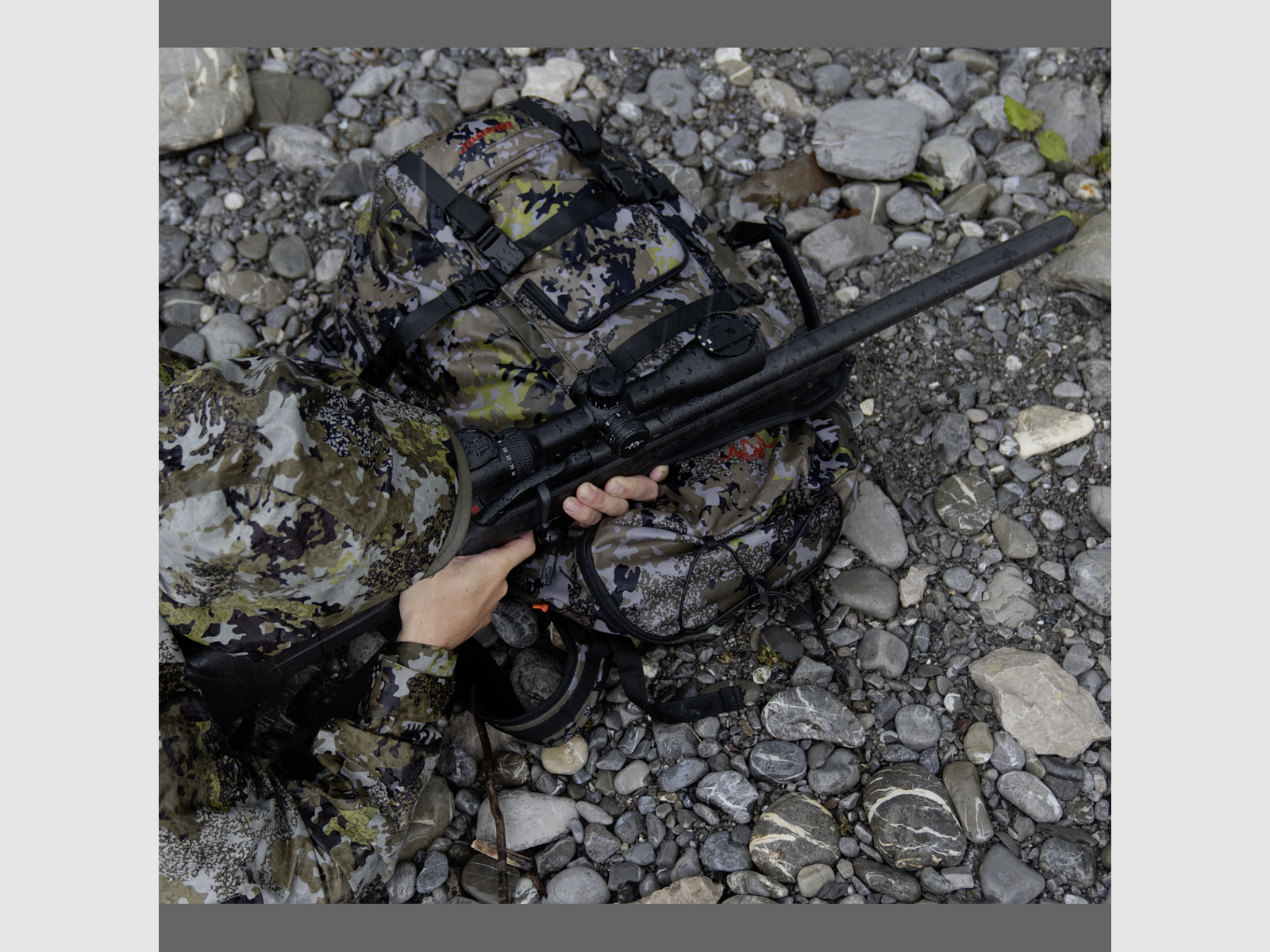 Blaser R8 Professional 2.0 Silence, Farbe Schwarz/Braun oder Dunkelolive, Bild 8 von 10