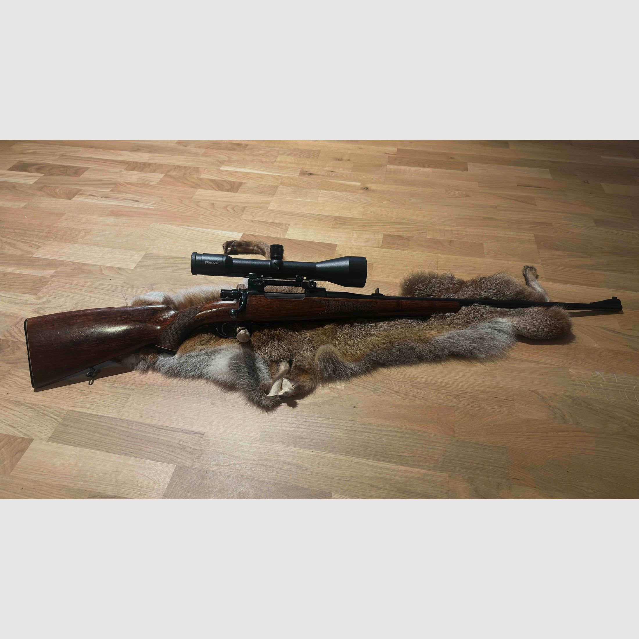 98er / Svarowksi
