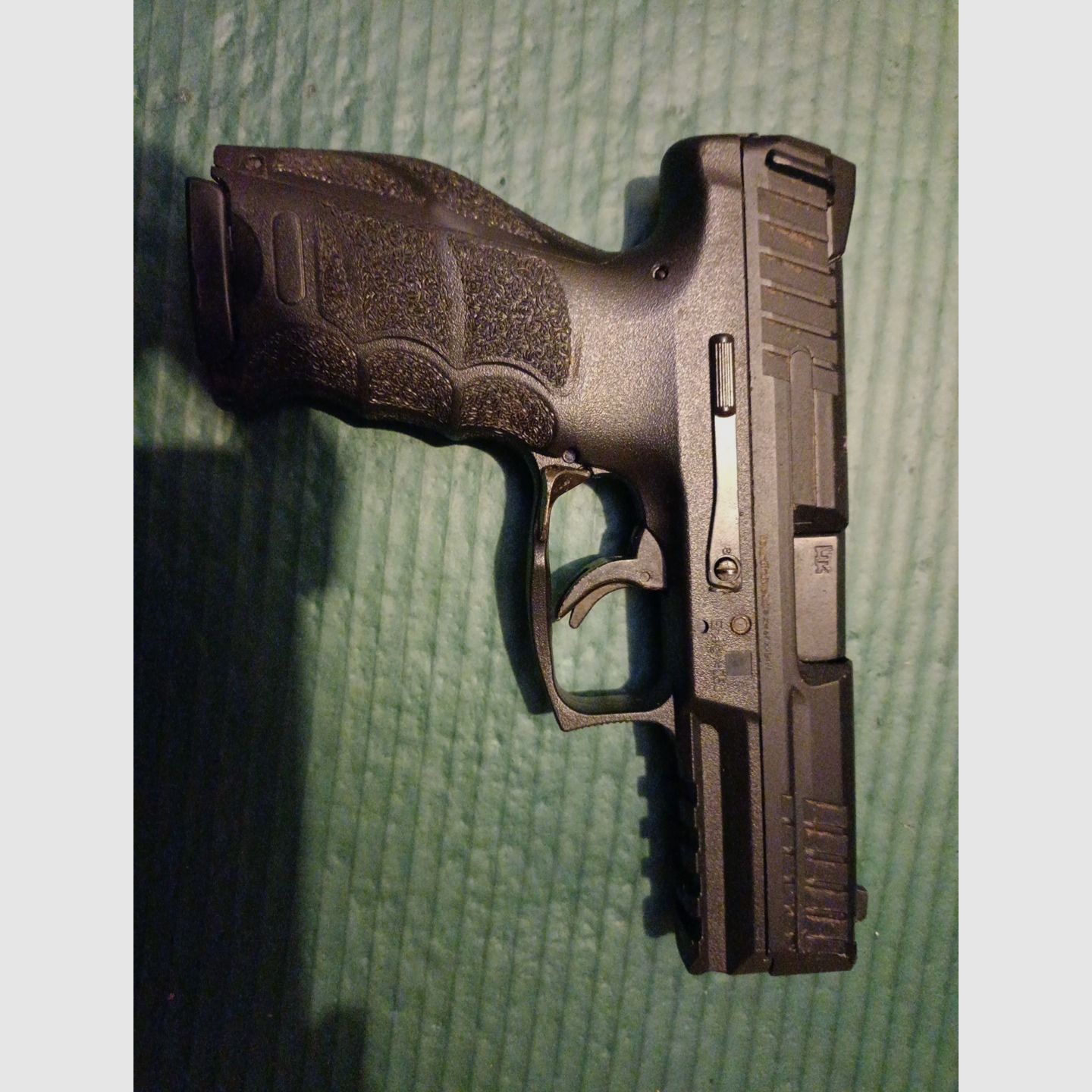 Heckler und Koch VP9 Umarek metall 6mm Softair 0,5 J. Authentic replica